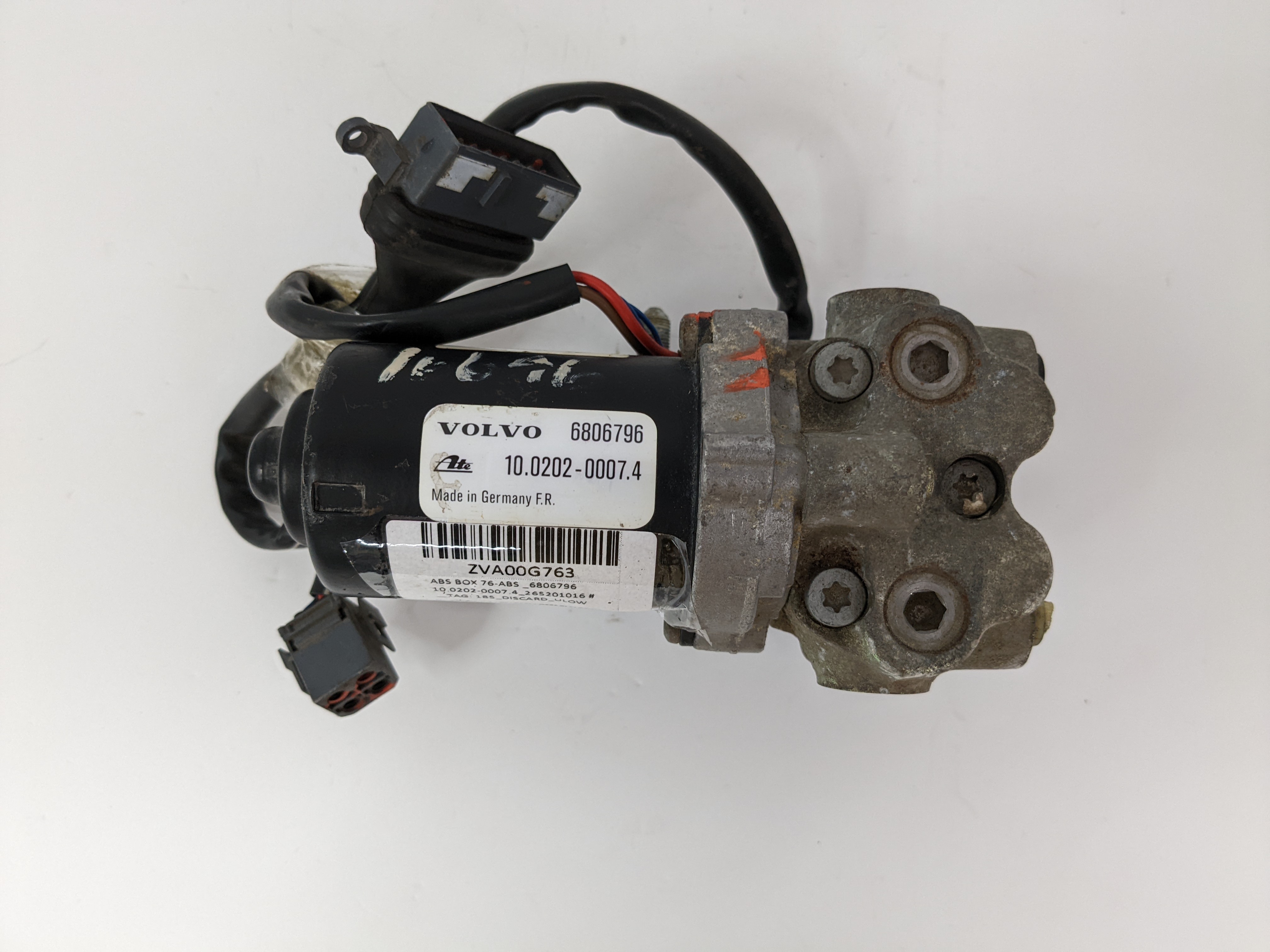 1991 92 93 94 Volvo 850 ABS Anti-Lock Brake Pump Control Module